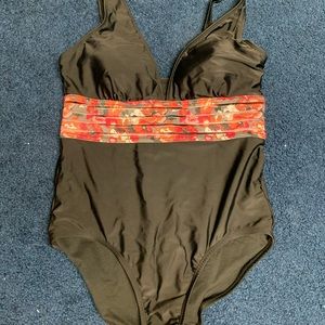 One piece bathing suit